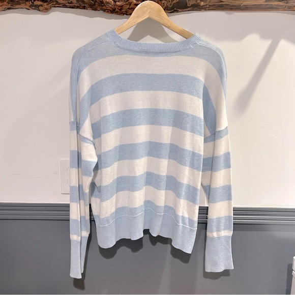 Vineyard Vines Blue & White Striped Pullover Sweater size L - Picture 4 of 13